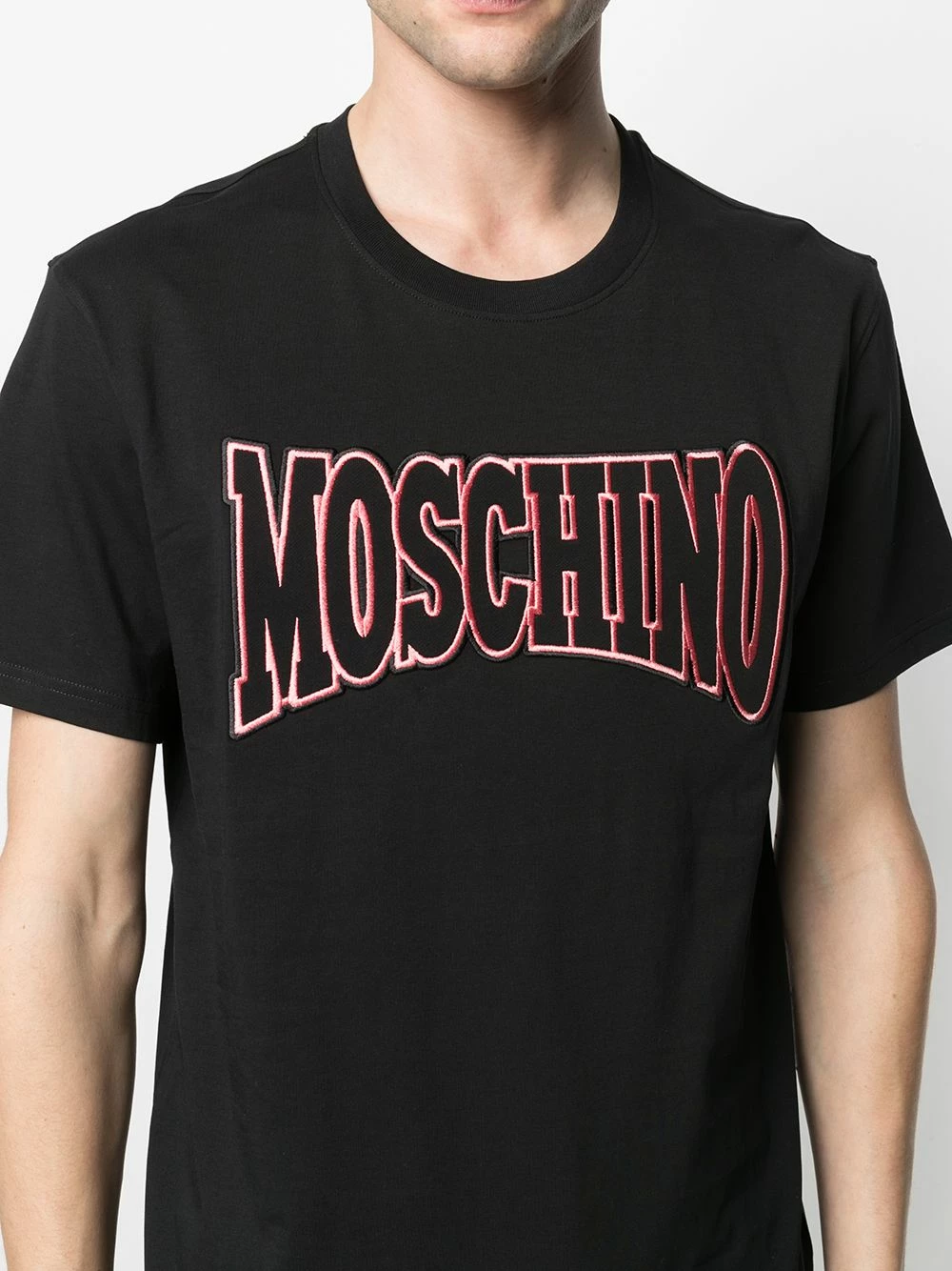 Cheap ๐ Moschino Logo embroidered short sleeve T ๐ shirt ๐ 7 Moschino logo embroidered short sleeve T-shirt