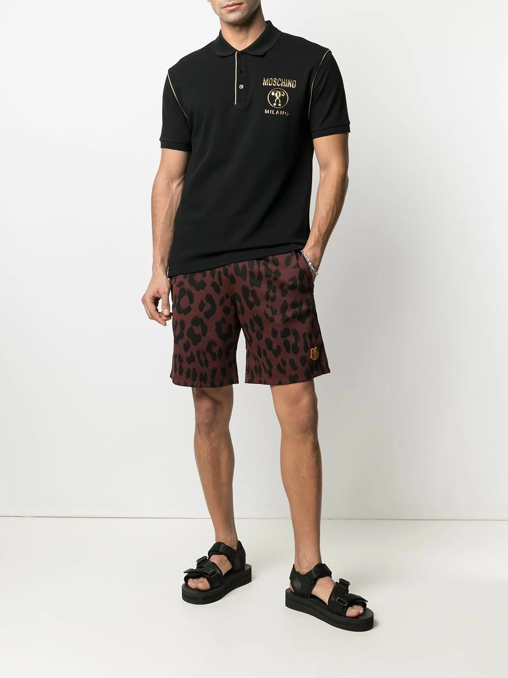 Outlet ๐ Moschino Contrast trim logo polo ๐ shirt ๐ฅฐ 4 Moschino contrast-trim logo polo shirt