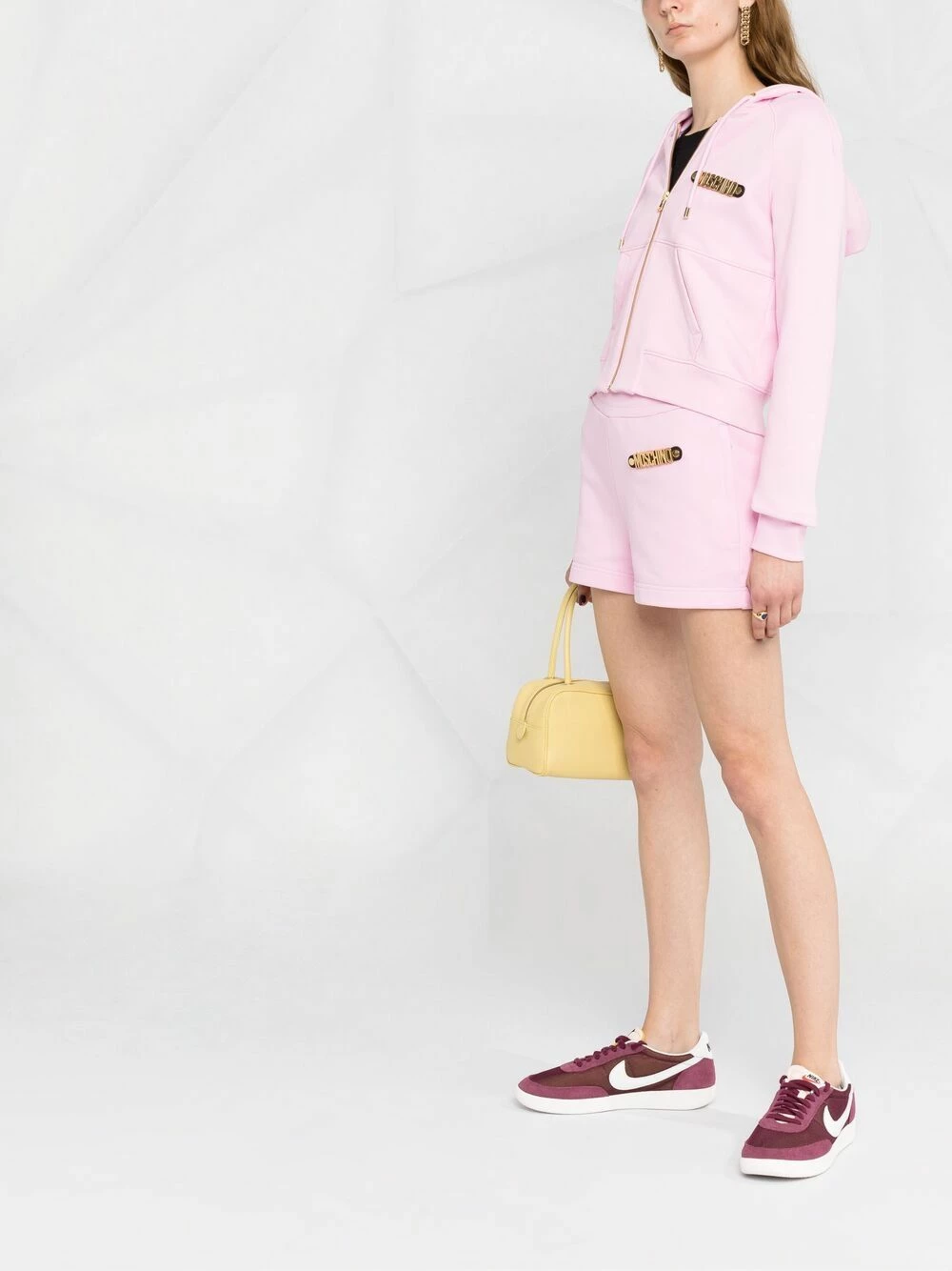 New ๐ Moschino Logo plaque zip up hoodie ๐ 6 Moschino logo-plaque zip-up hoodie