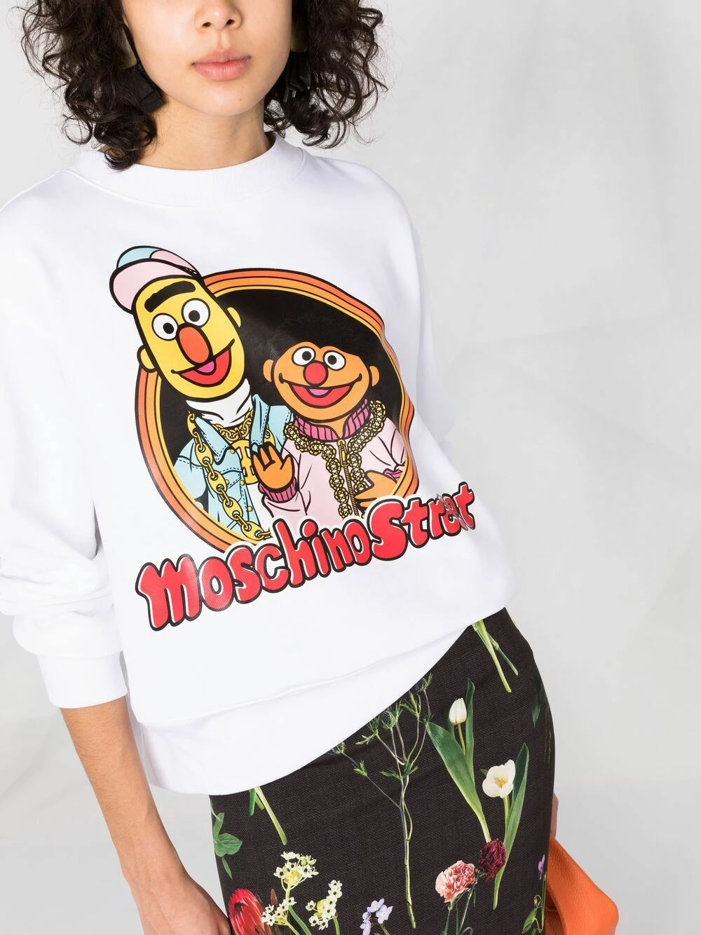 Hot Sale 🧨 Moschino Sesame Street© sweatshirt 😍 7 Moschino Sesame Street© sweatshirt