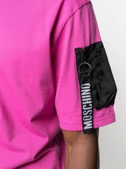 Moschino logo-keyring short-sleeve T-shirt