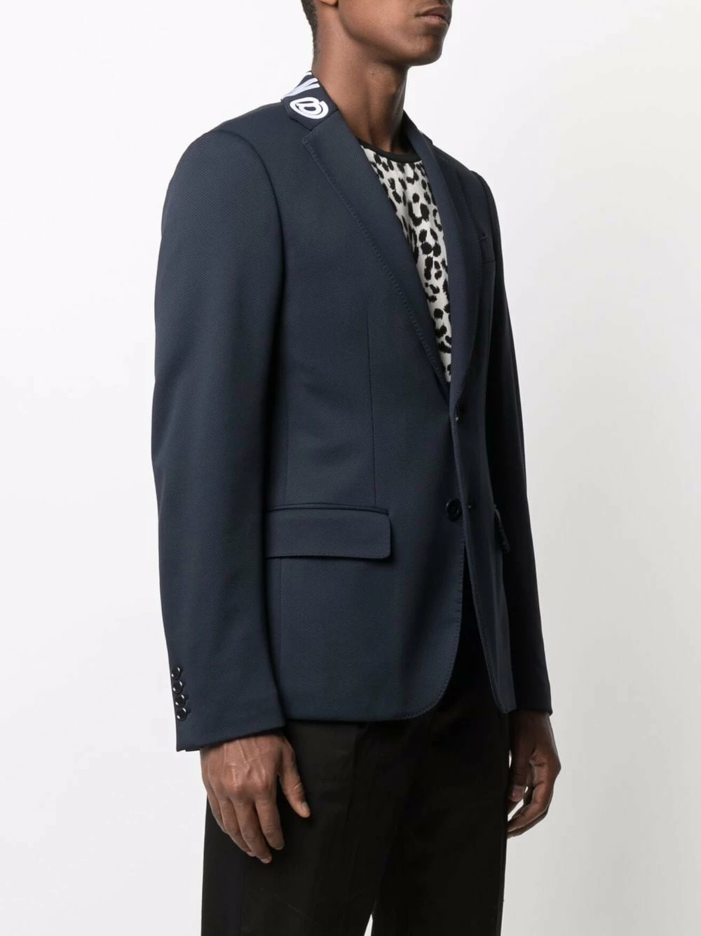 Deals ๐ Moschino Logo embroidered blazer ๐ 5 Moschino logo-embroidered blazer