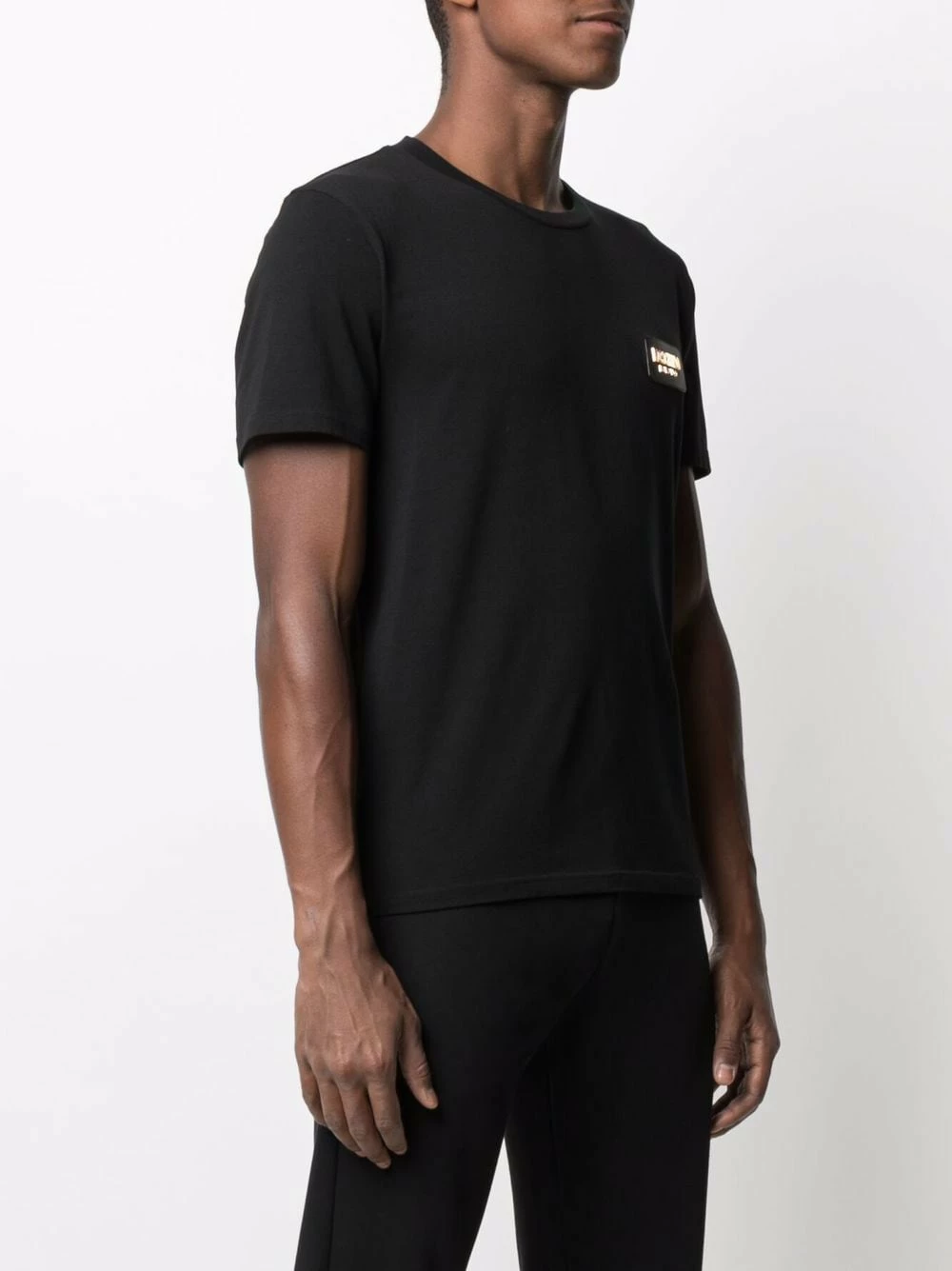 New โค๏ธ Moschino Logo plaque short sleeve T ๐ shirt โ 5 Moschino logo-plaque short-sleeve T-shirt