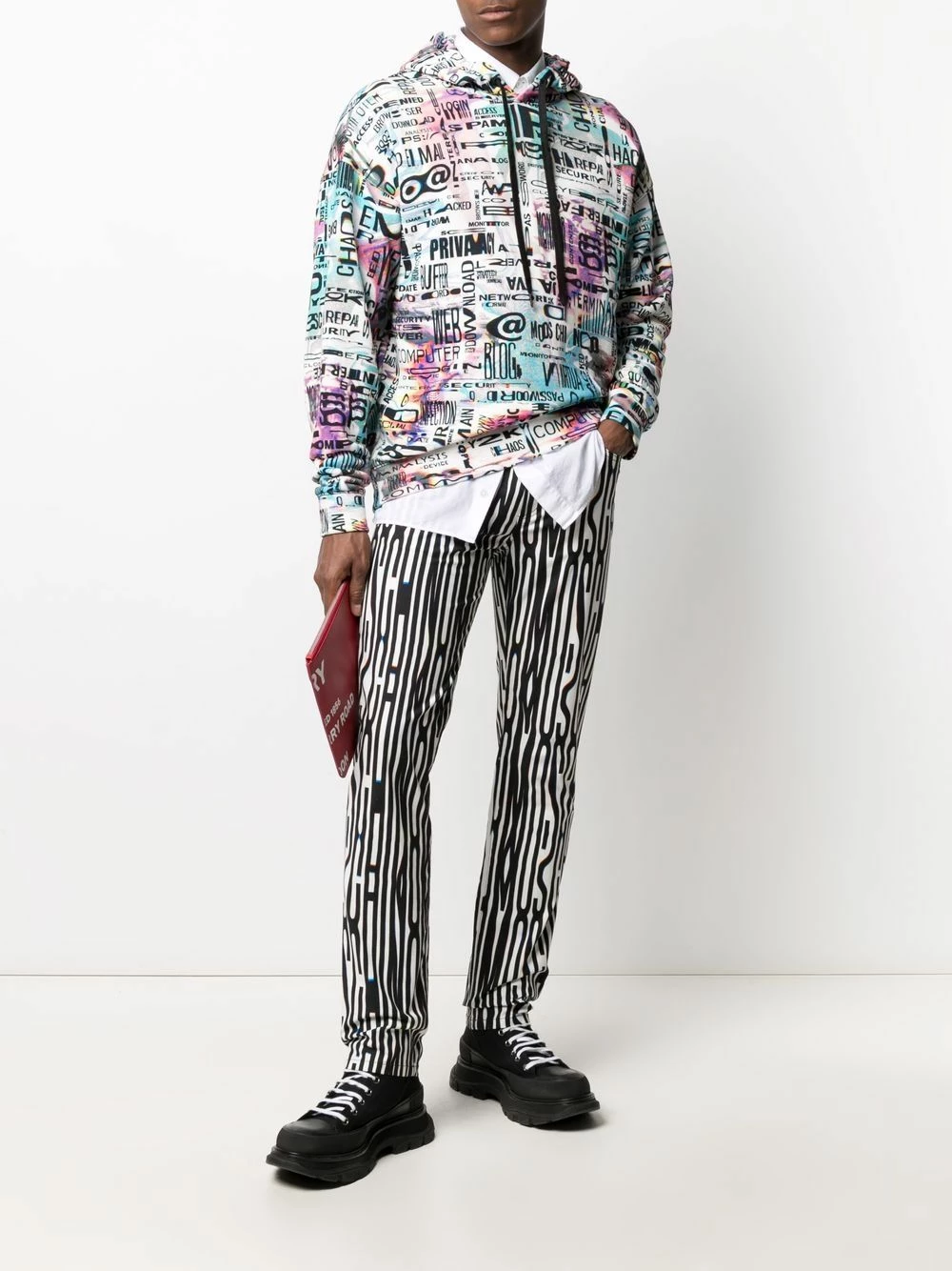 Discount โค๏ธ Moschino Warped Logo print slim fit gabardine trousers ๐ฅฐ 4 Moschino Warped Logo print slim-fit gabardine trousers