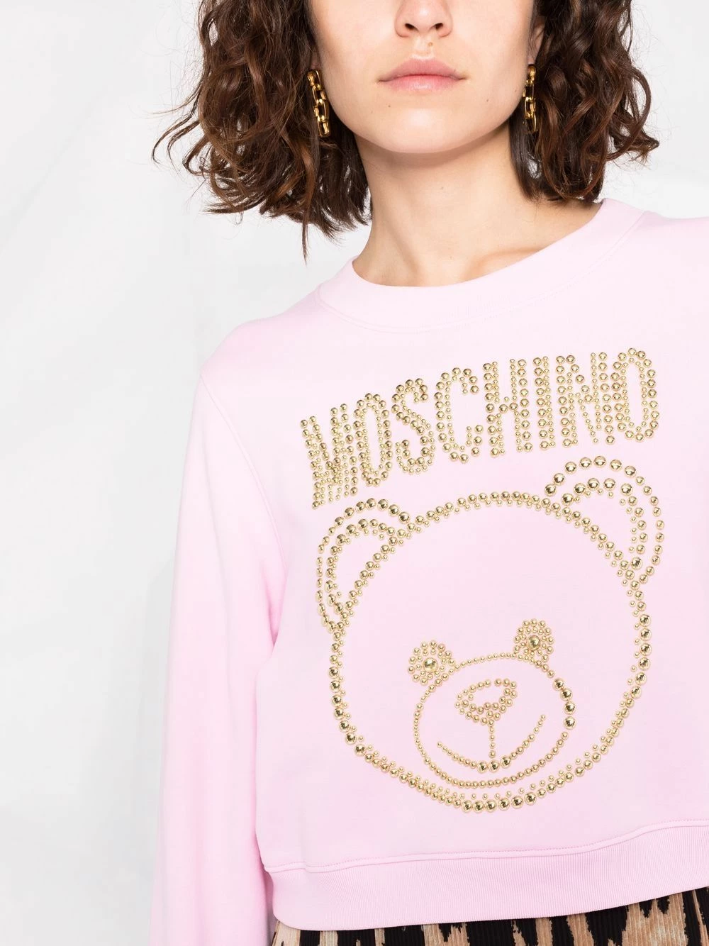 Budget ๐ฅฐ Moschino Studded Teddy cropped sweatshirt ๐ 5 Moschino studded Teddy cropped sweatshirt