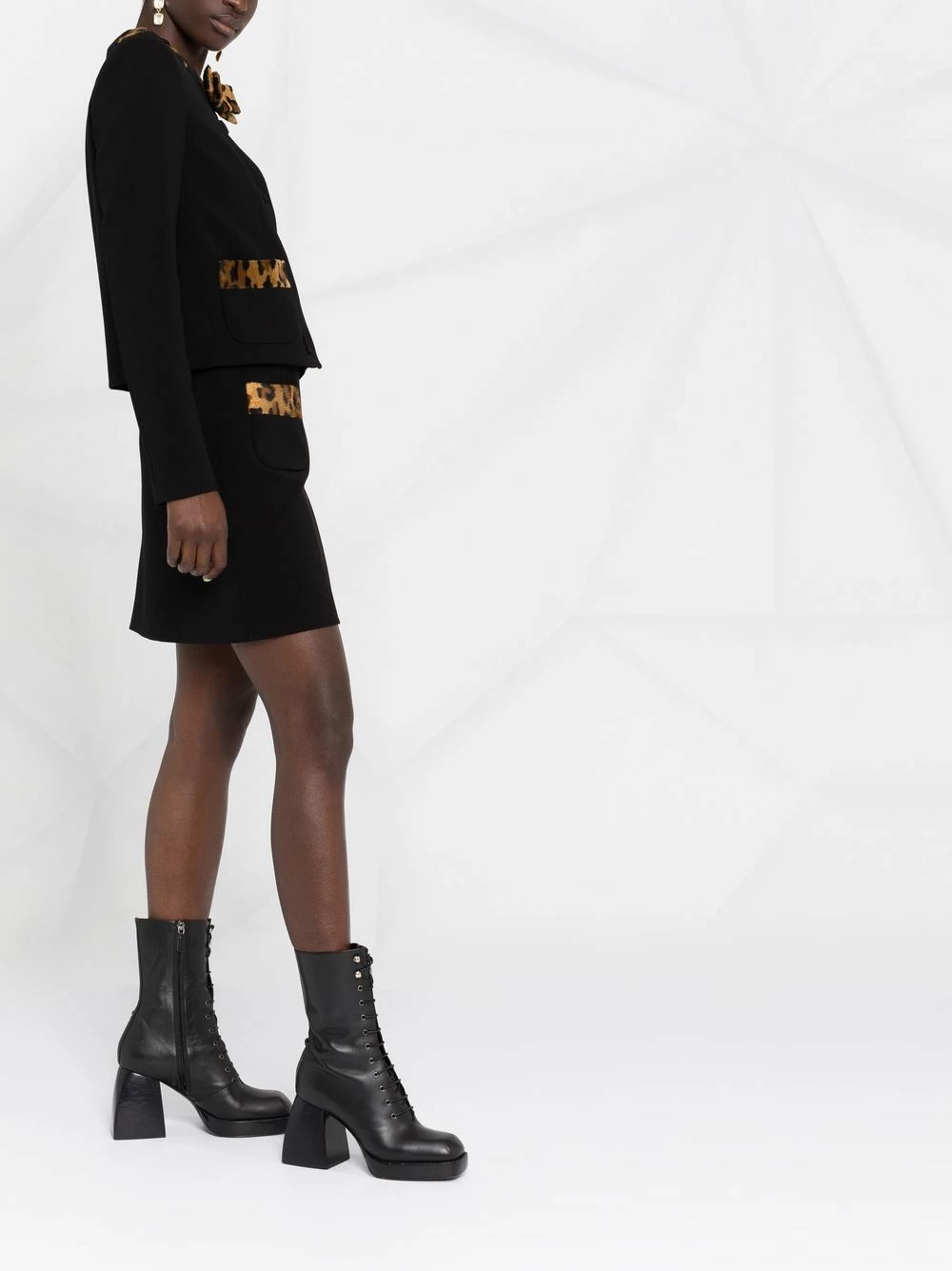 Coupon 🌟 Moschino Leopard print miniskirt ❤️ 8 Moschino leopard-print miniskirt