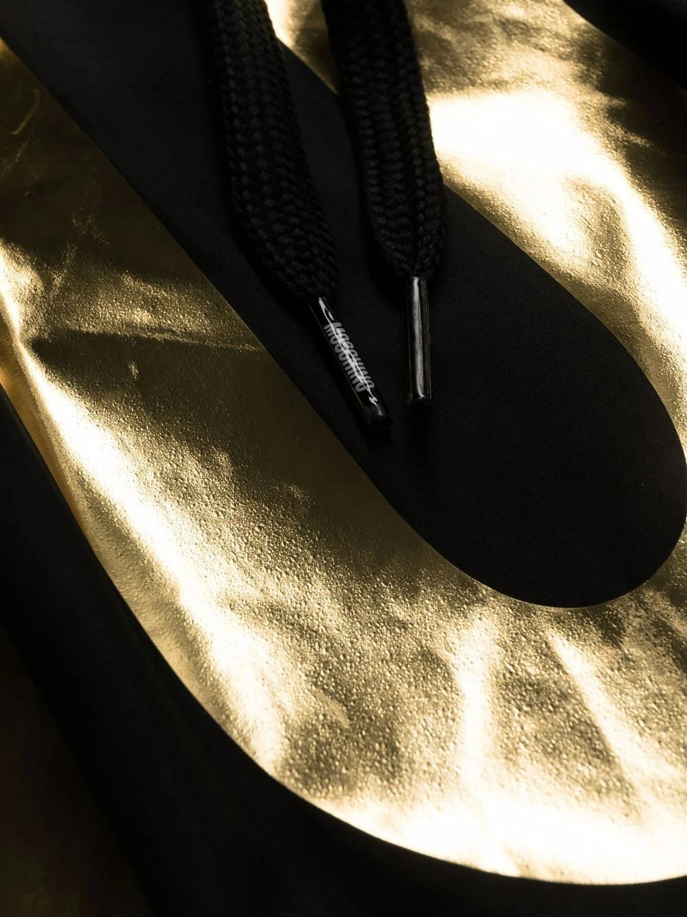 Cheapest ๐ Moschino Metallic logo print swim shorts ๐ฅฐ 5 Moschino metallic logo-print swim shorts