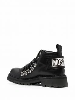 Moschino logo-patch ankle boots