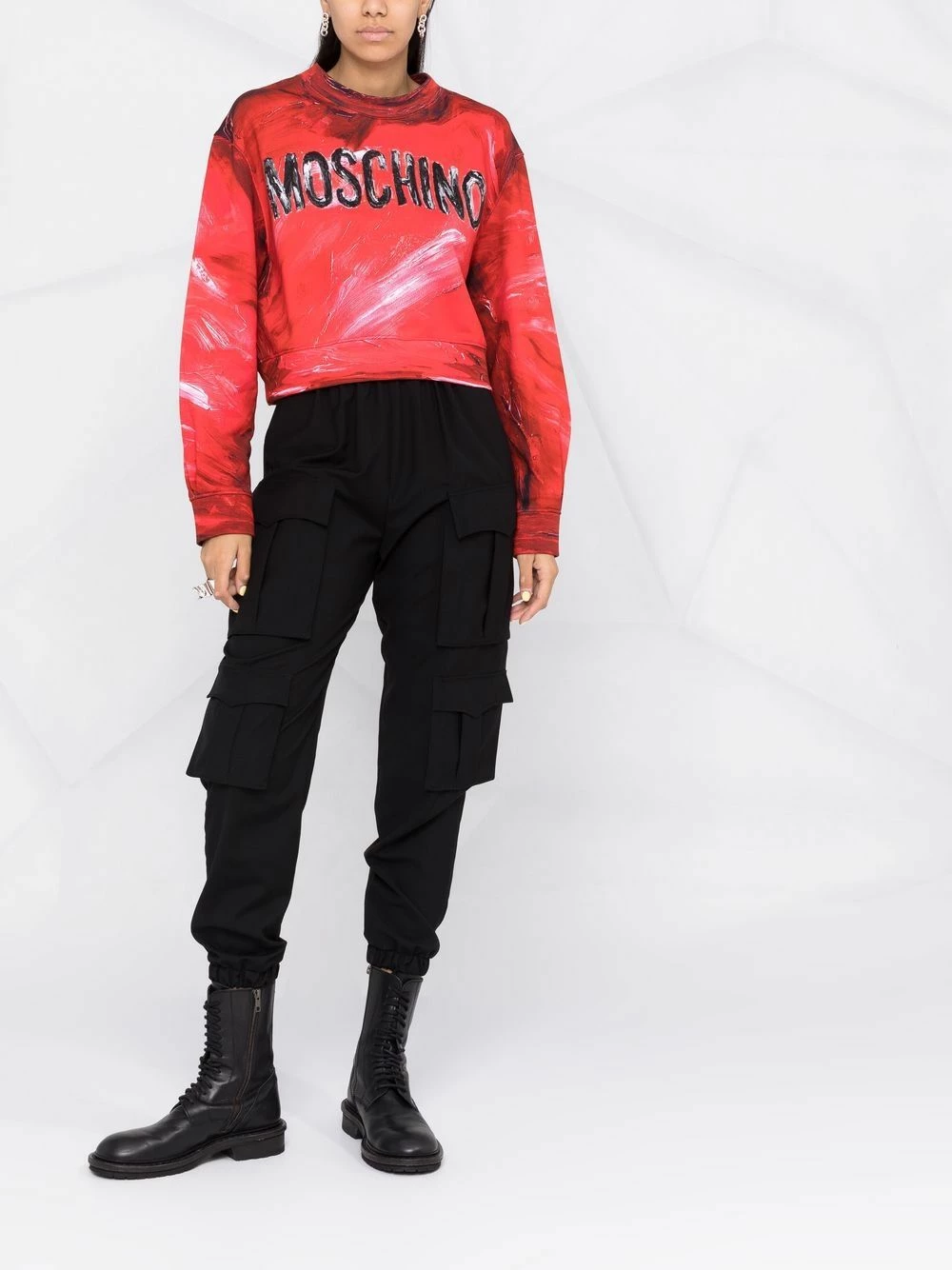 Hot Sale ๐ Moschino Brushstroke logo print cropped sweatshirt ๐ 4 Moschino brushstroke logo-print cropped sweatshirt