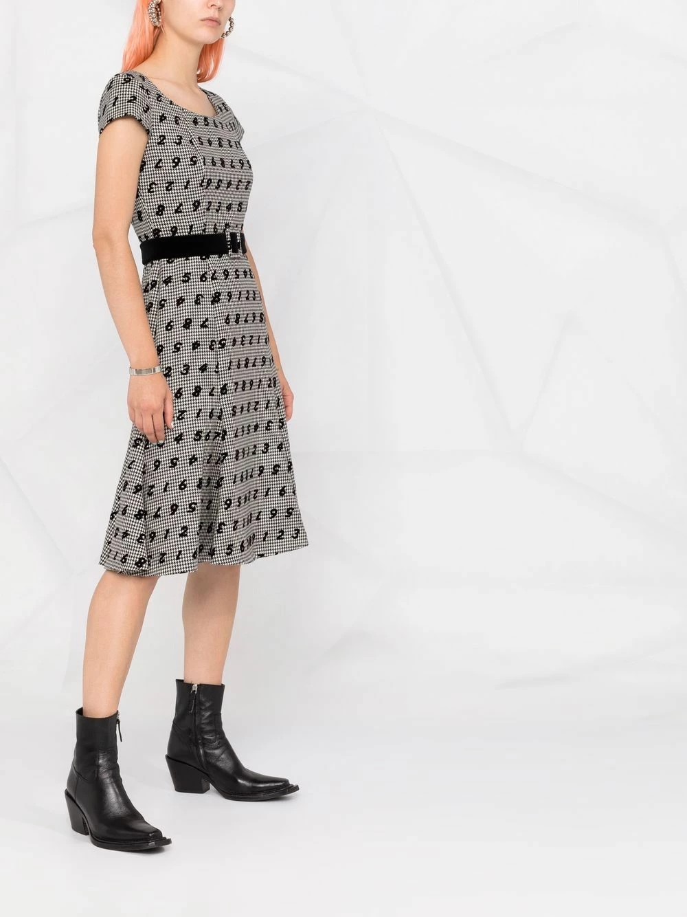 Hot Sale ๐ Moschino Numbers print houndstooth flared ๐ dress ๐ 6 Moschino numbers-print houndstooth flared dress