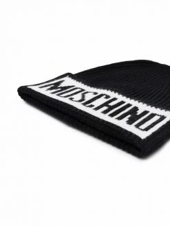 Moschino logo-print knitted beanie