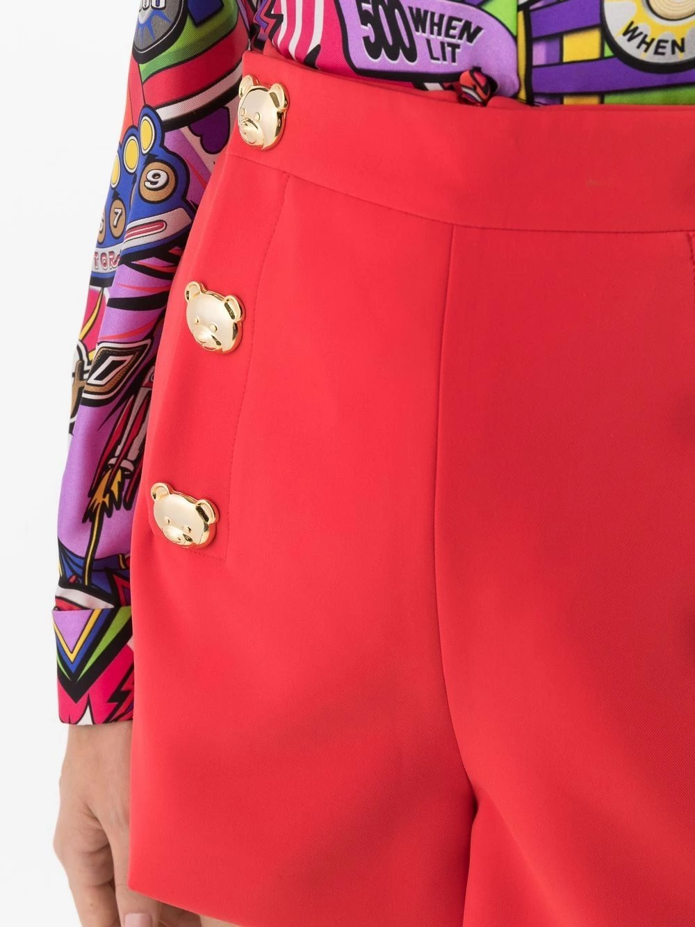 Best reviews of ๐คฉ Moschino Button embossed flared shorts ๐ 7 Moschino button-embossed flared shorts