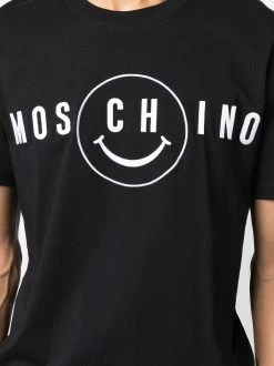 Hot Sale ๐คฉ Moschino Logo print smiley T ๐ shirt ๐ 11 Moschino logo-print smiley T-shirt